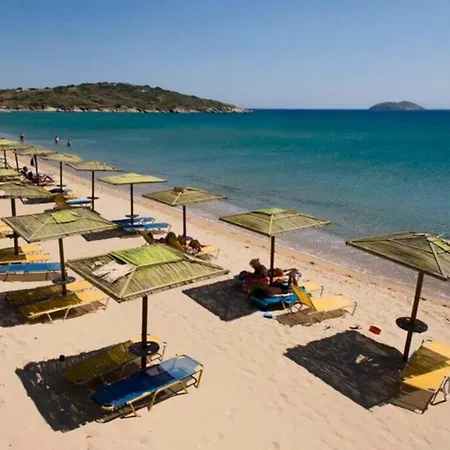 Mina's Kypri Kipri (Andros)