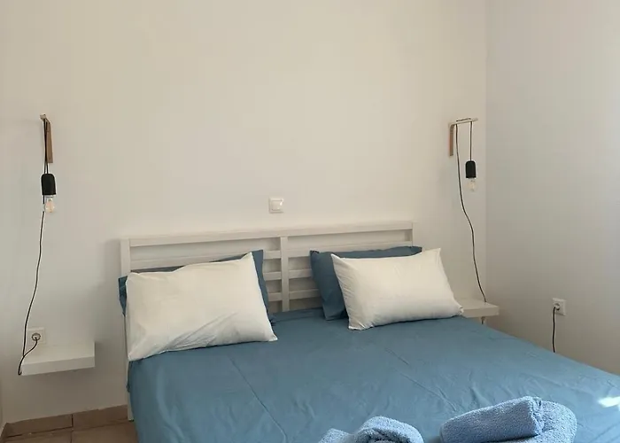 Mina's Kypri Daire Kipri (Andros)